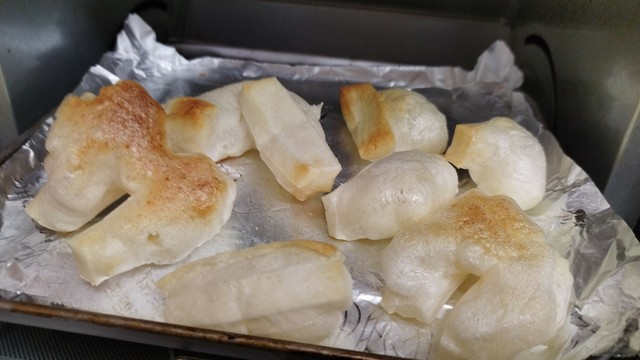 薄切りにして焼いた餅